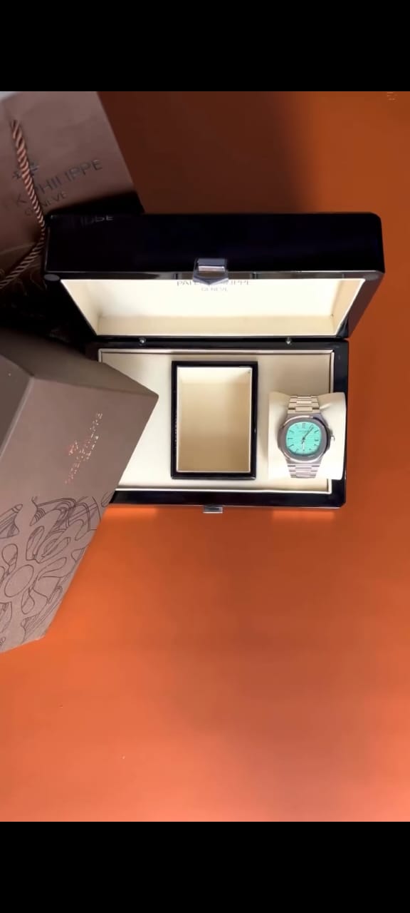 Luxury Stainless Steel Watches ⌚ | Premium Tiffany Blue Dial | Timeless Unisex Style